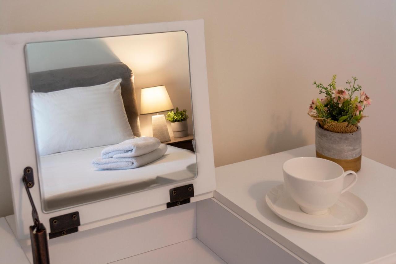 Acropolis View 2Bd Apt Next To Museum & Metro Athen Exterior foto